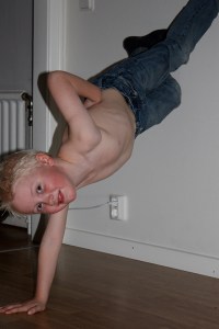 Yes, gymnastic talents runs in the family